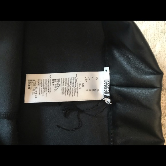 Wolford Edie Faux Leather Black Biker Short - Picture 7 of 9